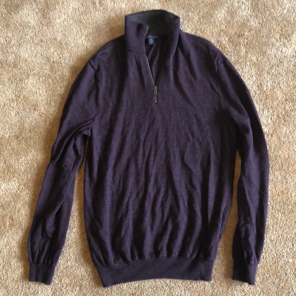 Men’s Gap sweater
